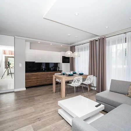 Apartament Every Sky 11 Listopada 10 *