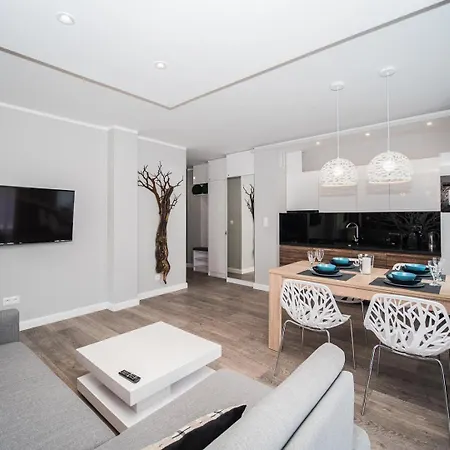 Every Sky 11 Listopada 10 Διαμέρισμα *